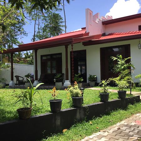 Mirewon Guest Hotel Weligama Exterior photo